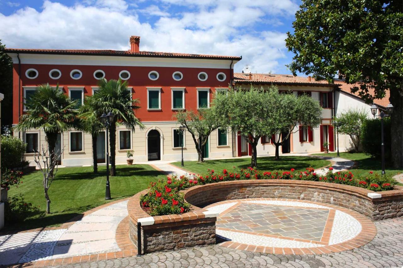 Villa Tiziano Residence Роза Экстерьер фото