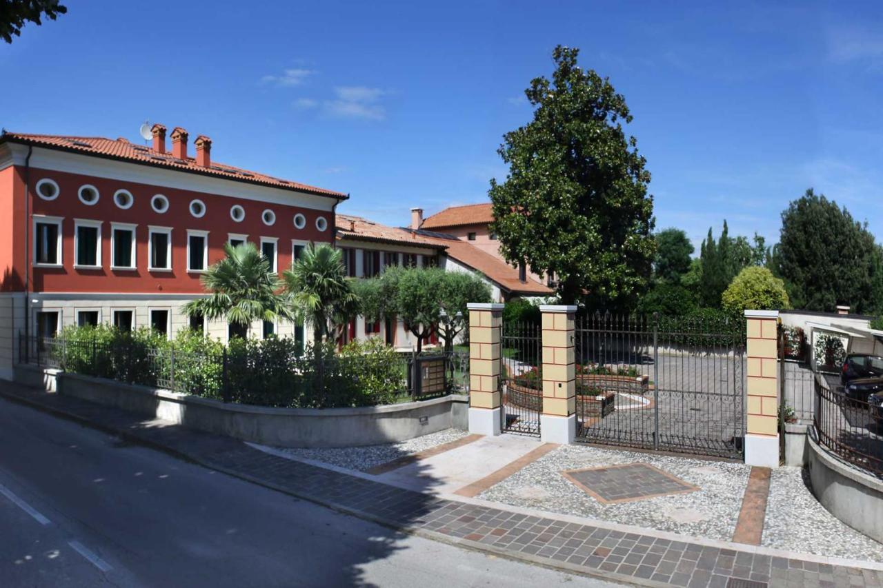 Villa Tiziano Residence Роза Экстерьер фото